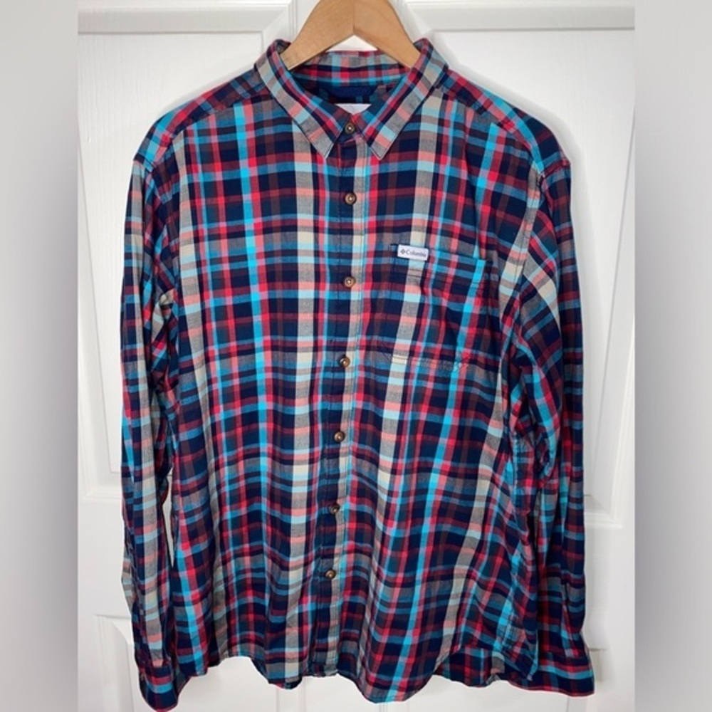 Columbia Men's Vapor Ridge III Long Sleeve Shirt, Blue and Red Plaid Flannel